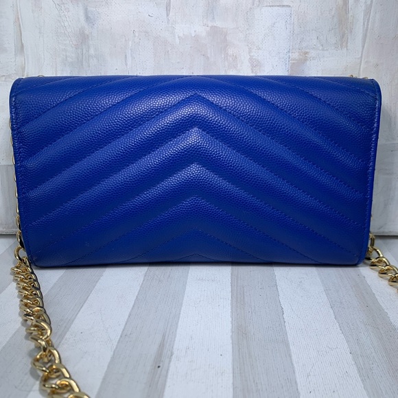 📌SOLD YSL Blue Chained Wallet - Picture 2 of 8